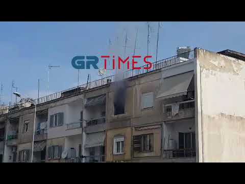 Θεσσαλονίκη: Φωτιά σε διαμέρισμα στην Καλαμαριά (2)