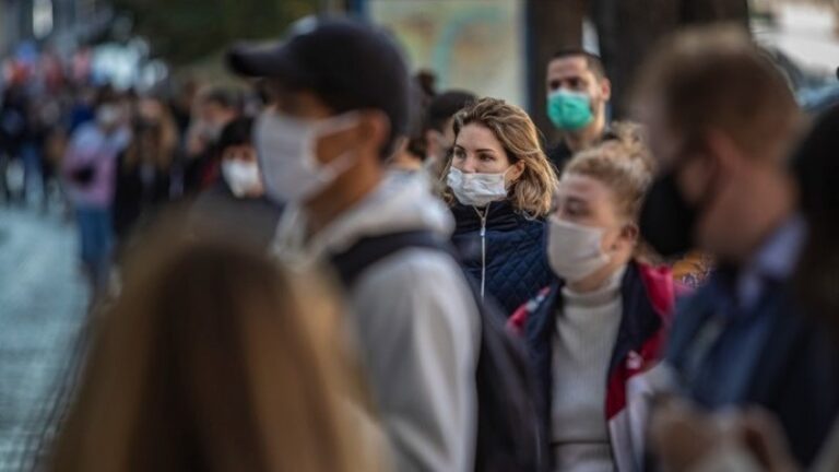 ΠΟΥ: Προειδοποιεί για τη δυναμική της επιδημίας του νέου κορωνοϊού τον χειμώνα