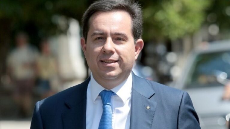 ΜΗΤΑΡΑΚΗΣ: Αποσυμφόρηση της χώρας από πρόσφυγες και μετανάστες μέχρι τέλος 2020