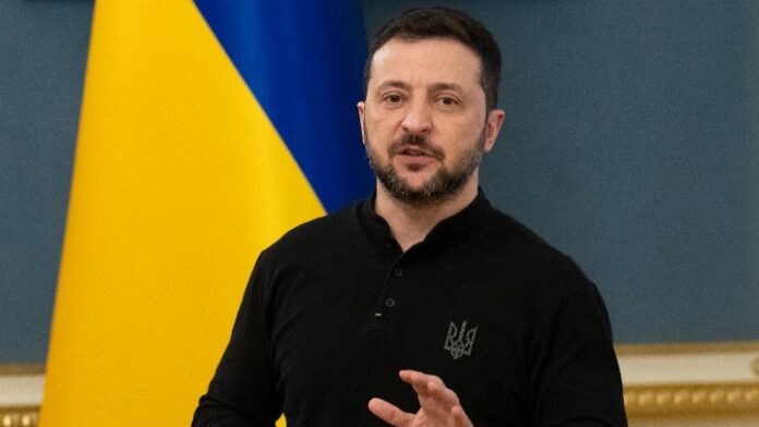 w19-224048Zelensky30019451