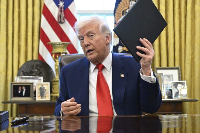 trump-dasmoi-4-scaled-1