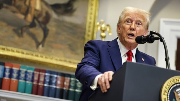 w18-60149TRUMP4