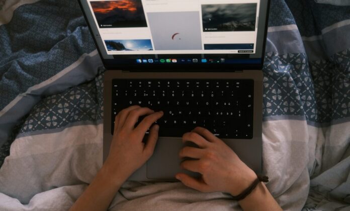 laptop-scaled-e1744696094660