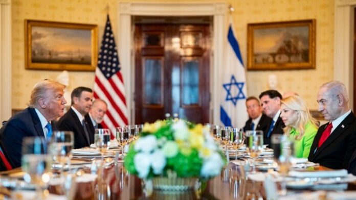 w08-60325TRUMPNetanyahu2