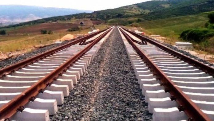 grammes_treno_sidirodromos