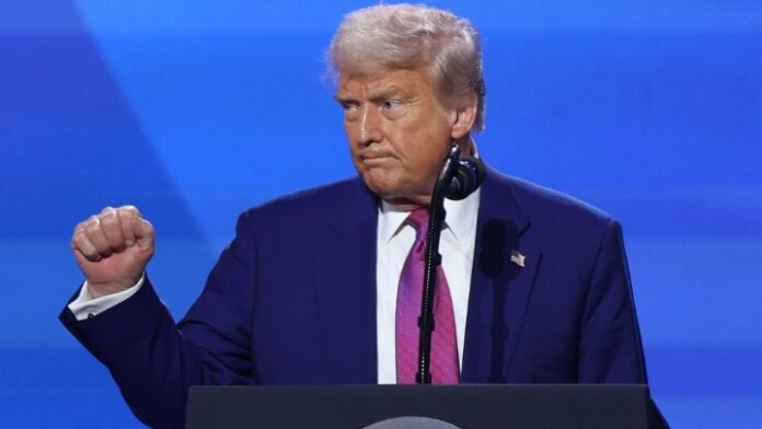 w01-201026Trump30275215