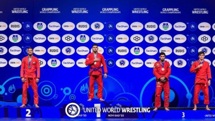w16-122807Podium71kgMGiGoldStefanosVavilisGRESilverSandorLakatosHUNBronzeZaurAkhmedovUWWSaidZaipulaevUWW2136X3