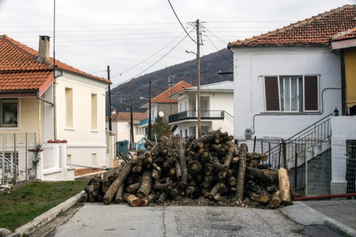5677444-scaled-1