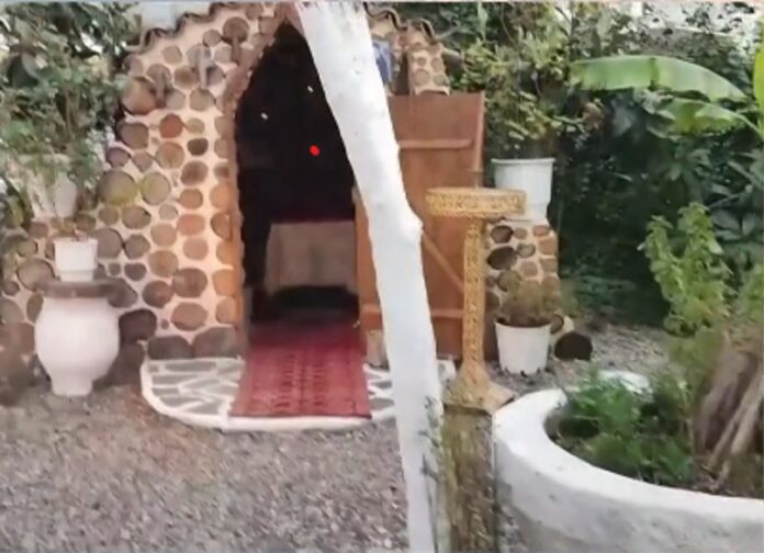 avli