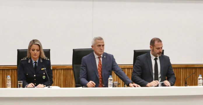 maketa-sunenteuksi-tupou