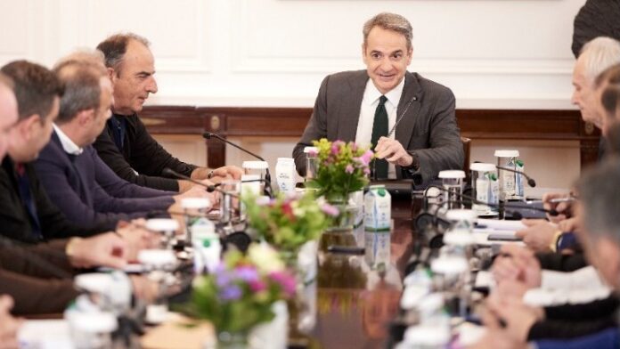 olanea.gr_mitsotakis_agrotes_260119 kyriakos_mitsotakis_agrotes_maksimou_mploka