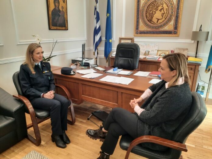 mitliagka_douma_serres
