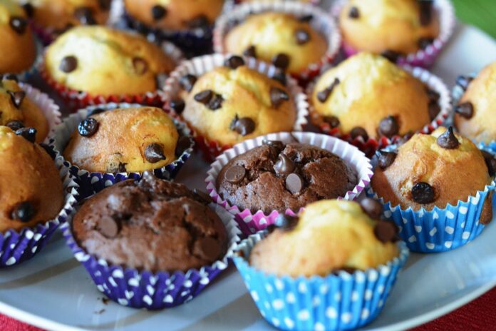 cupcakes-2176182-1280