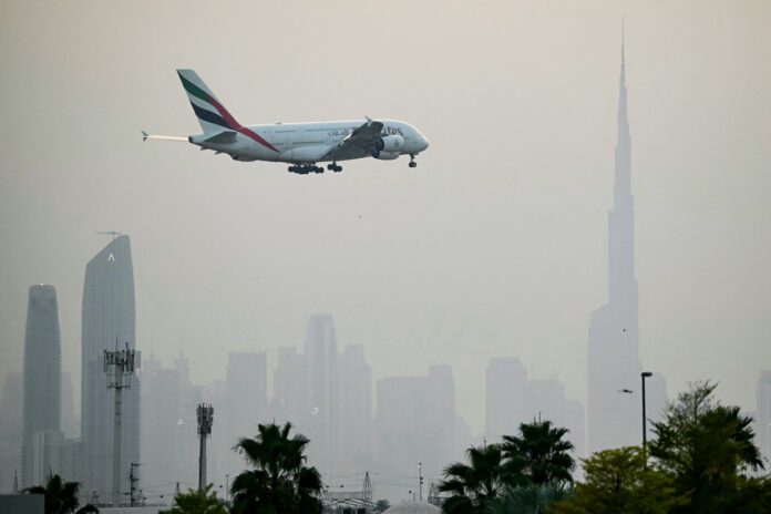 dubai-ptisi-aeroplano