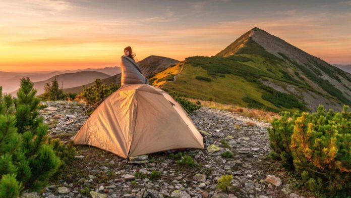 2548529767_camping