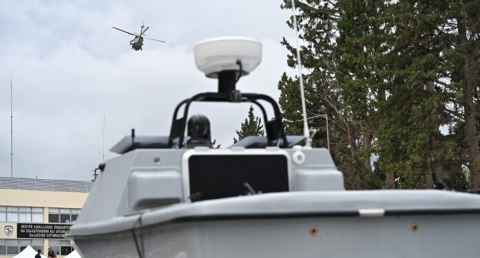 drone-pyrpolitis-mak12-1