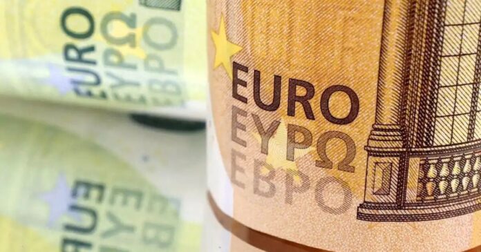 reuters-euro-money-lefta-1-scale-2-1200x630-2